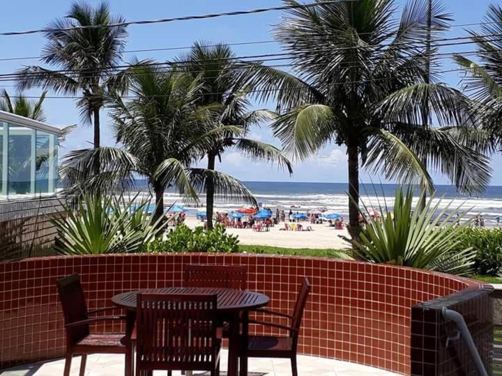 דירות Solemar Frente Mar Piscina Churrasqueira Wifi Garagem Portaria 24Hs מראה חיצוני תמונה